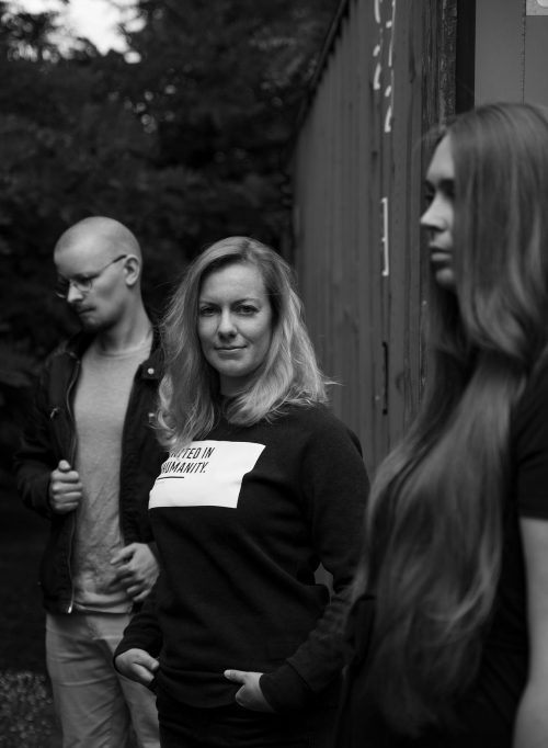 Das Team von NICHTS + NIEMAND. Deine Agentur für Strategien und Design.